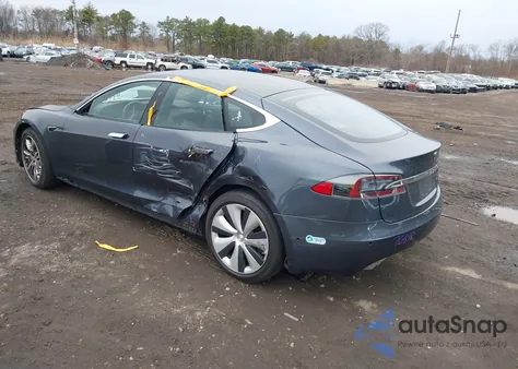 2020 Tesla Model S Long Range Dual Motor All-Wheel Drive/Long Range Plus Dual Motor All-Wheel Drive z USA, uszkodzony, nr VIN 5YJSA1E2XLF369976